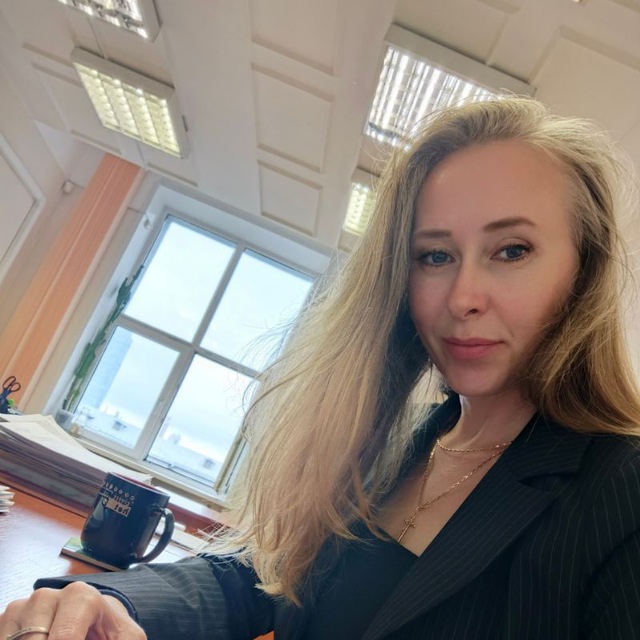 мем юрист экономист сварщик. мемы про юристов и сварщиков. мемы про студентов юристов. юрист экономист мем. не пойду на юриста на экономиста.