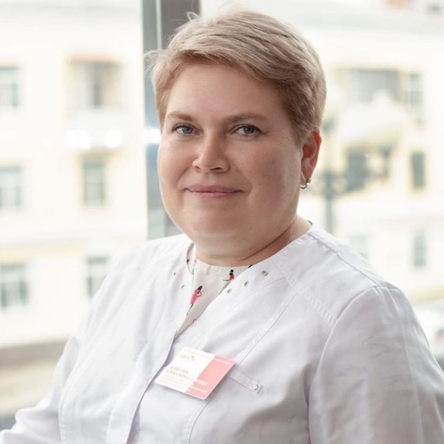 Доктор Елена Денисова