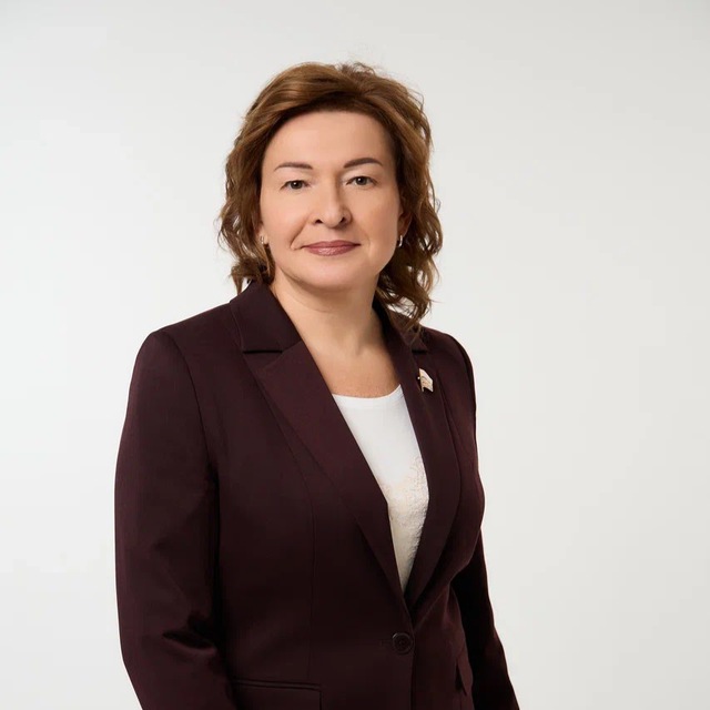 Лариса Круглова