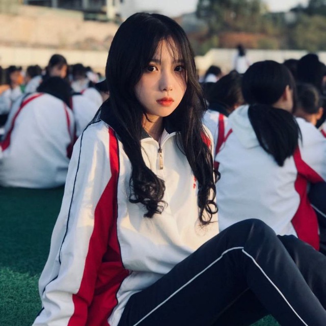 萝莉 