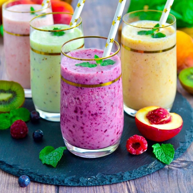 Рецепты смузи и коктейли?