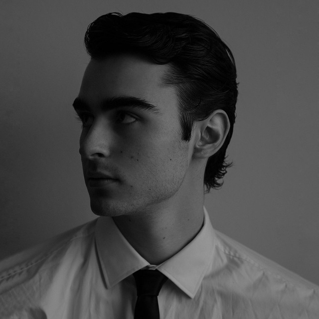 олег максимьюк