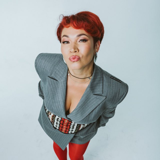 Я же говорила