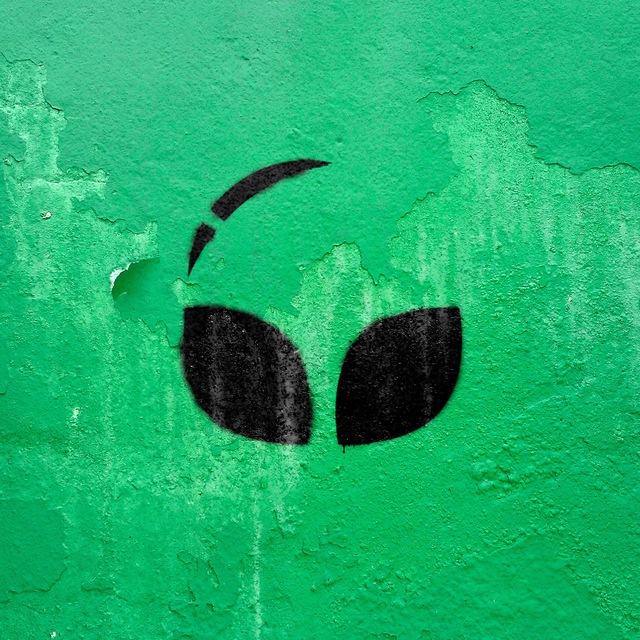 КОСМОНАВТЫ ТУТ