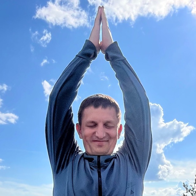 Интеллектуальный Яклуб ? Александр Александров?