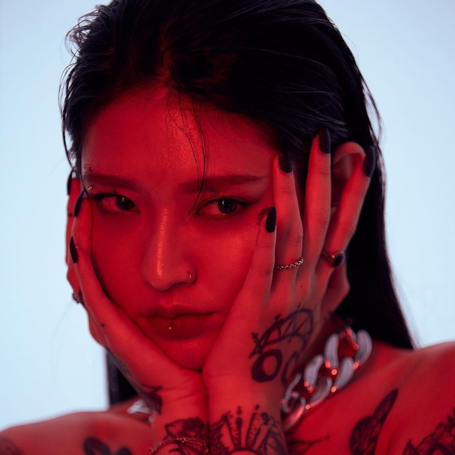 ASIAN SQUEAL