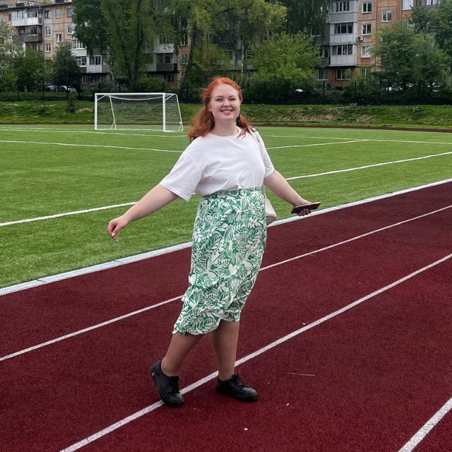 ? Ваша Королева ?