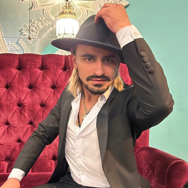 Андрей Вишневский ? Стилист